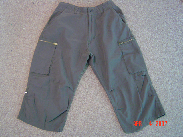 Three-fourth length trousers