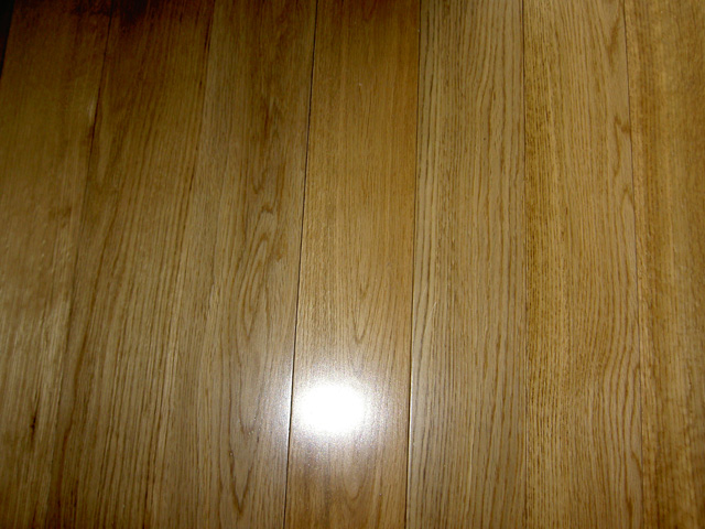 Oak solid floor