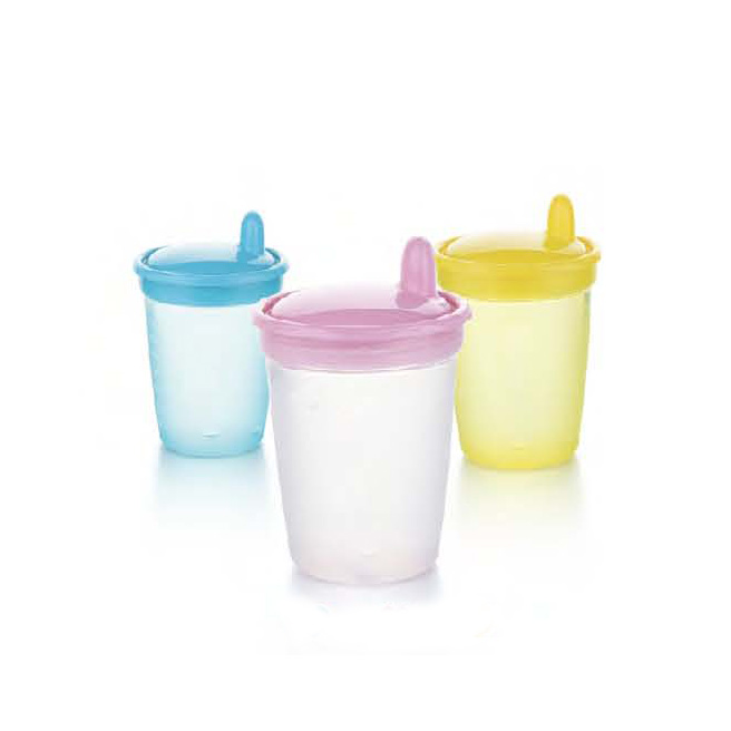 SPOUTED CUP